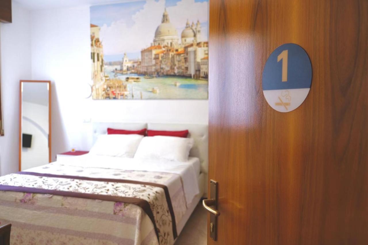 Апартаменти Sogna Venezia 15 Местре Екстер'єр фото